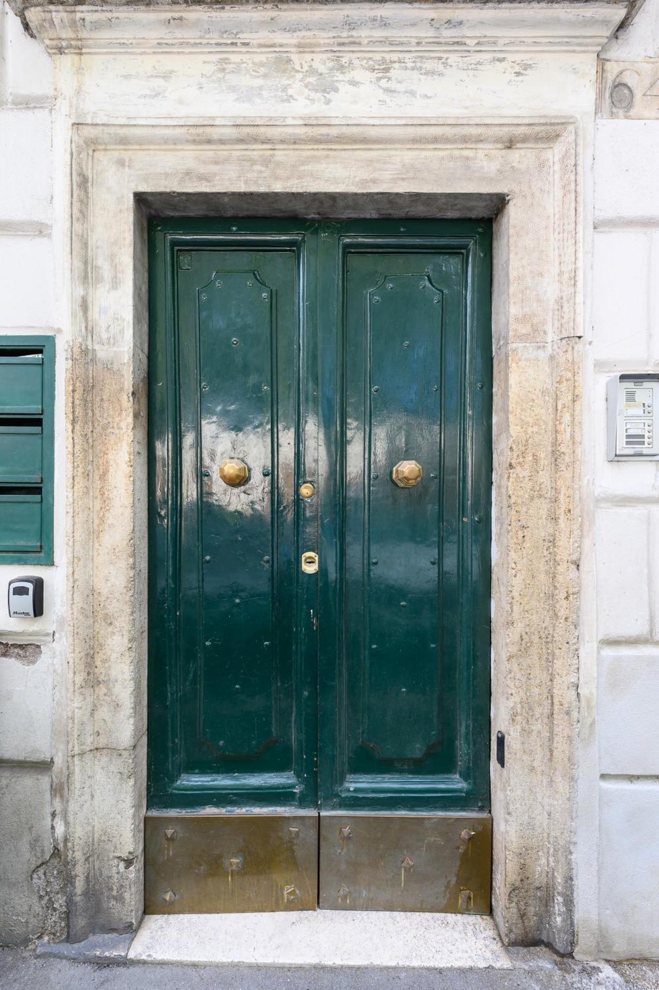 Apartment Historic Center - Navona Luxe Haven - Elevator, Soundproof & Netflix *